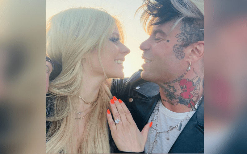 Avril Lavigne And Mod Sun Officially Engaged In Paris 